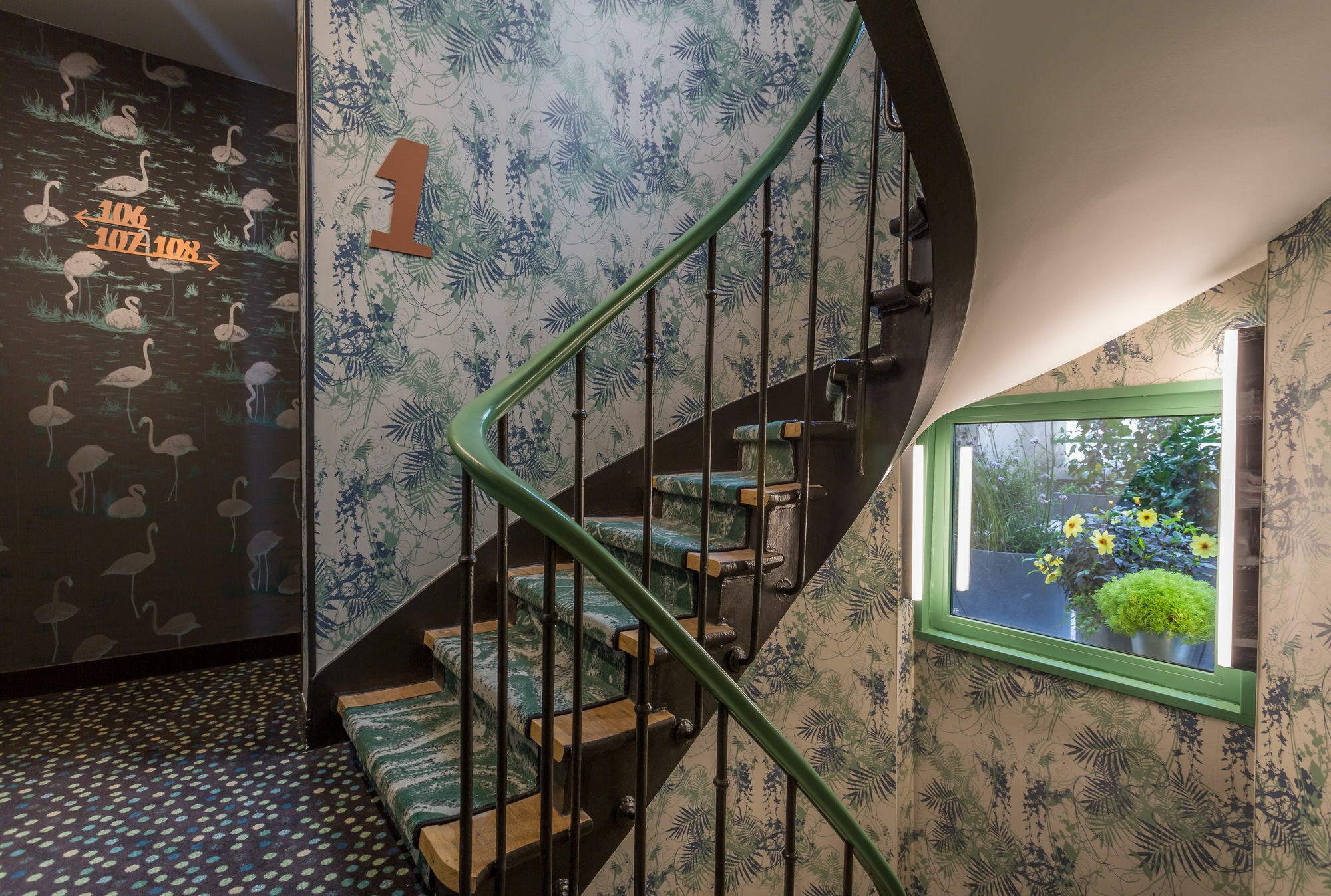 Hotel Exquis Париж Екстериор снимка